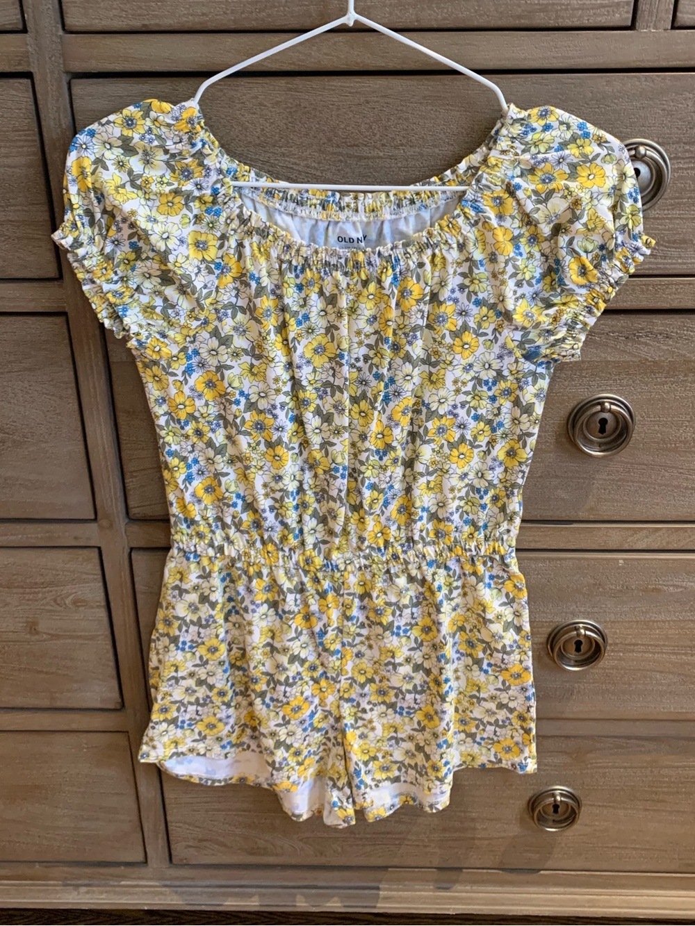 Old Navy Yellow and White Floral Short Sleeve One-Piece Romper Sz 10-12Y